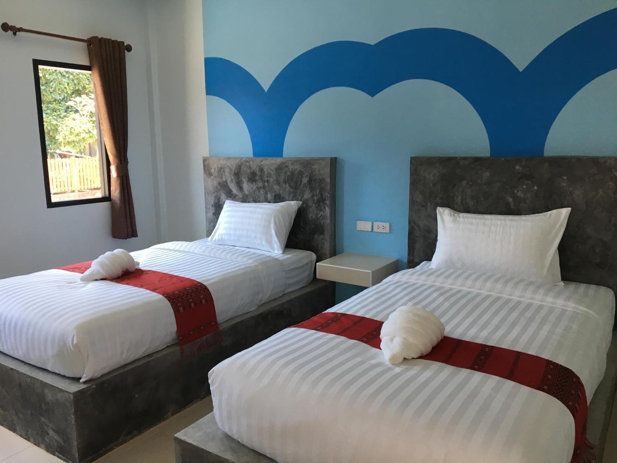 พร้อมหทัย รีสอร์ท Promhathai Resort Ban Khlong Toei Exterior photo